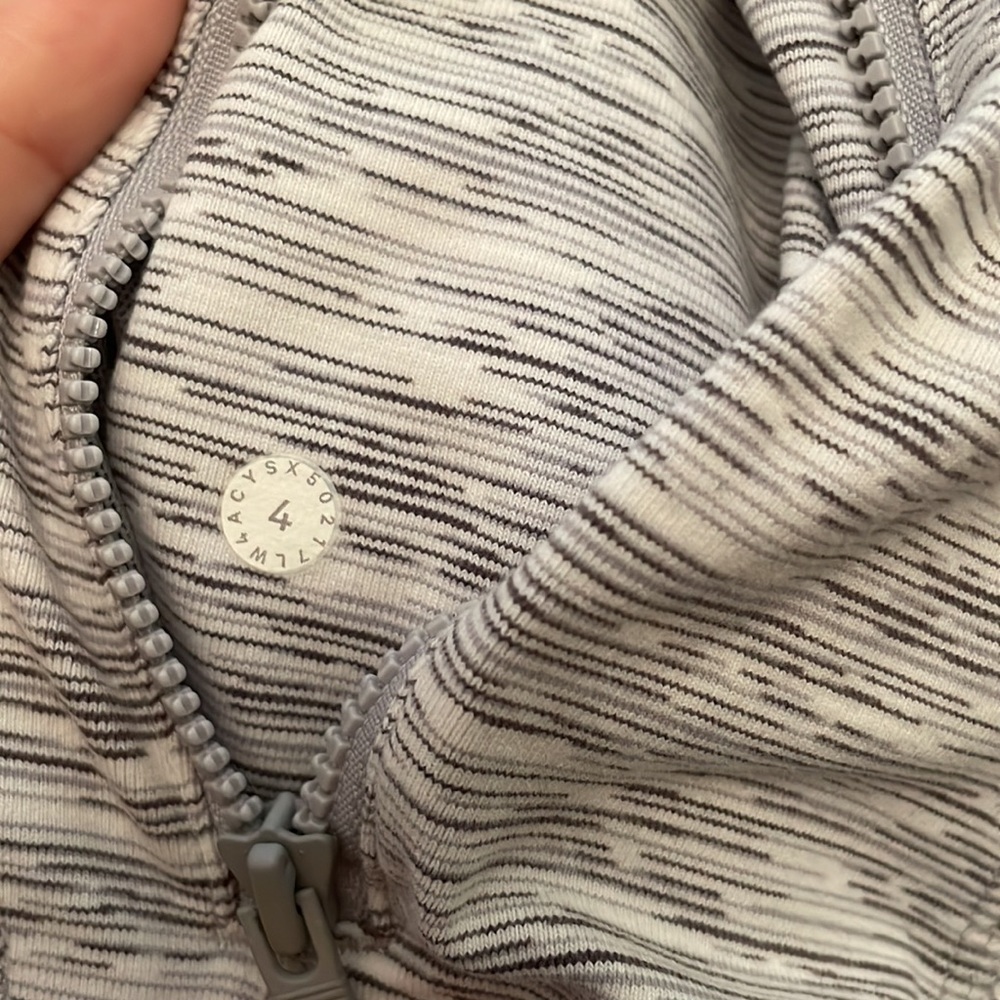 Lululemon Define Jacket - Picture 3 of 7
